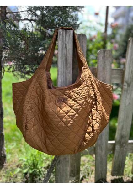 Kapitone Baklava Desenli Kumaş Çanta