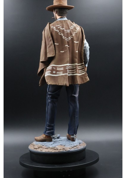 Clint Eastwood indirimleri