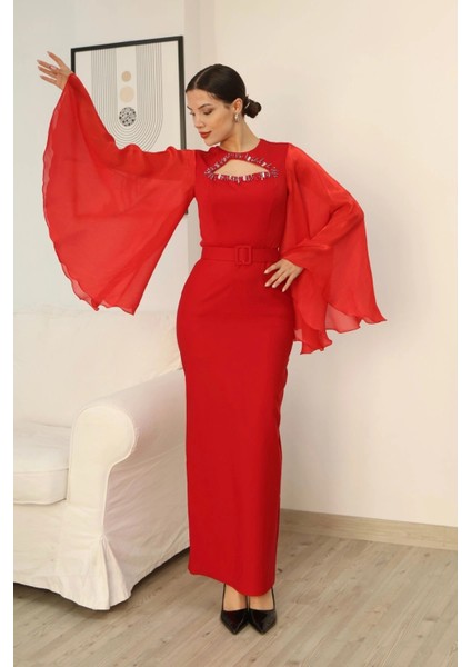 Dekoltesi Işlemeli Pelerinli Kol Abiye Elbise 2349-KIRMIZI modelleri