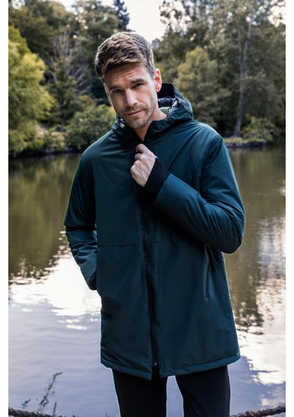 Erkek Regular Fit Kapüşonlu Fermuarlı Çok Cepli Kışlık Klasik Mont