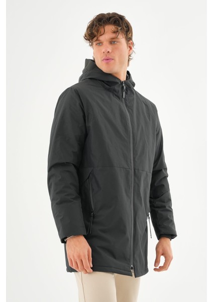 Erkek Regular Fit Kapüşonlu Fermuarlı Çok Cepli Kışlık Klasik Mont