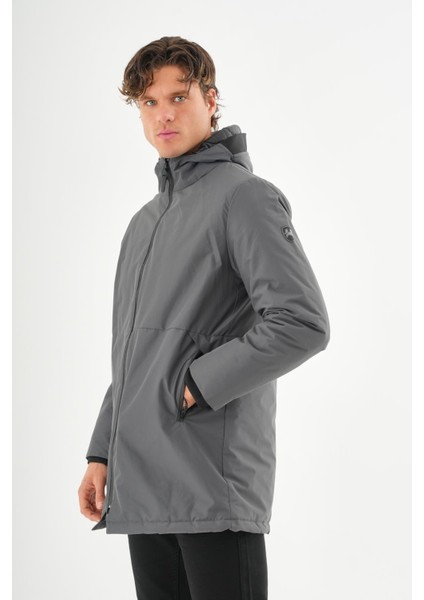 Erkek Regular Fit Kapüşonlu Fermuarlı Çok Cepli Kışlık Klasik Mont