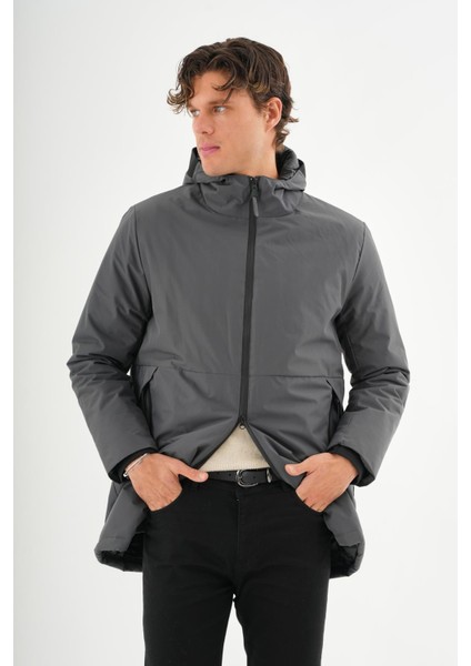 Erkek Regular Fit Kapüşonlu Fermuarlı Çok Cepli Kışlık Klasik Mont