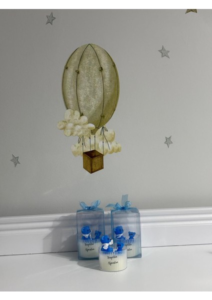 Yeni Doğan Erkek Bebek Doğum Tebrik Hediyesi Şeffaf Asetatlı Kutuda Sevimli Ayıcık Tasarım Mum fiyatları