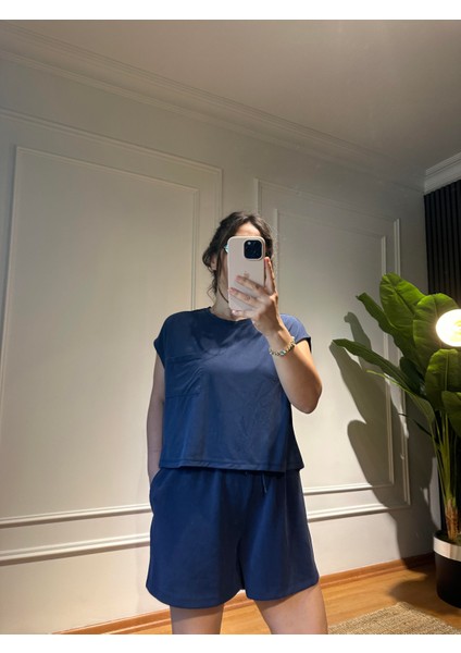 Lacivert Şort indirimleri