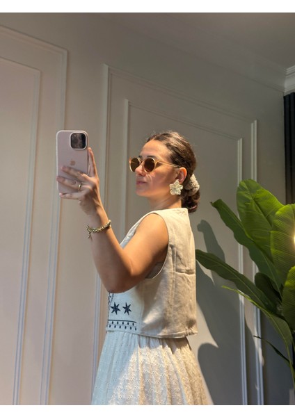 Nakışlı Yelek Krem