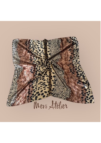 Kahverengi Leopar Desenli Fular 90 x 90