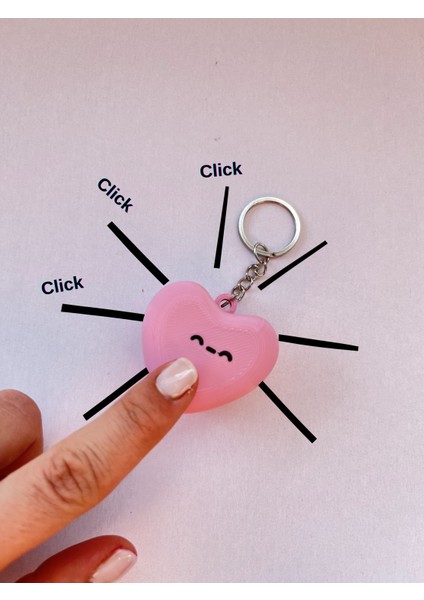 - Kalpli Makaron Click Anahtarlık – Sevimli Fidget Toy, 3D Baskı, Hediye ve Çanta Aksesuarı