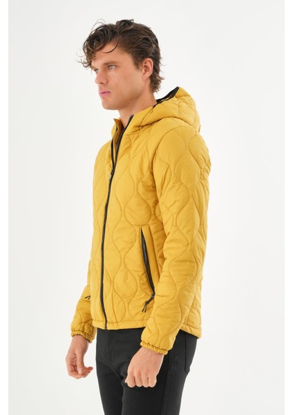 Erkek Reguler Fit Çok Hafif Kışlık Kapitone Mont