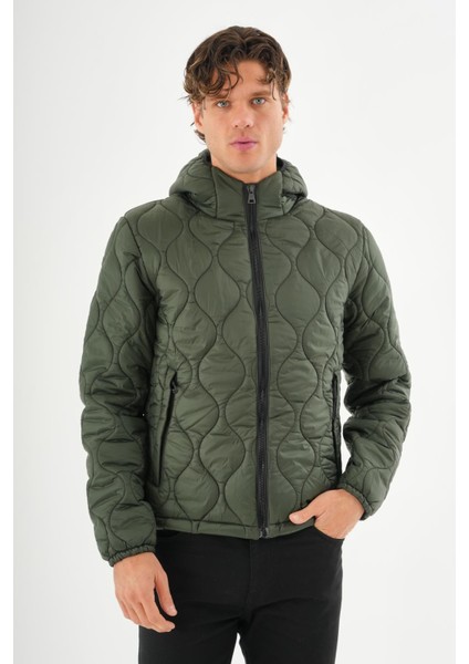 Erkek Reguler Fit Çok Hafif Kışlık Kapitone Mont