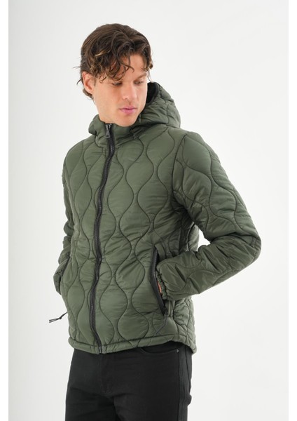 Erkek Reguler Fit Çok Hafif Kışlık Kapitone Mont