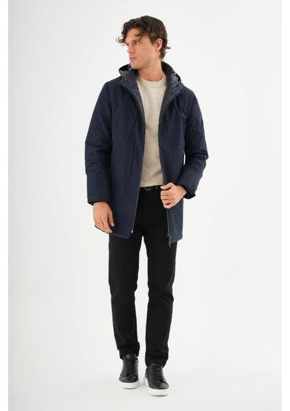 Erkek Regular Fit Kapüşonlu Fermuarlı Çok Cepli Kışlık Klasik Mont
