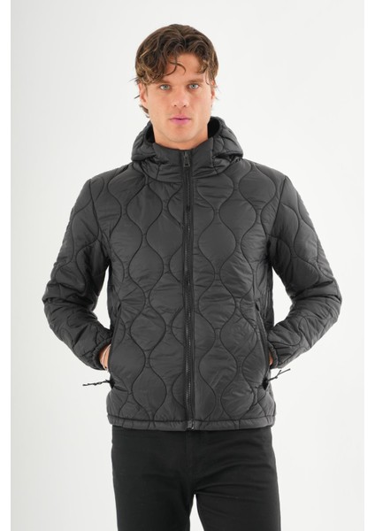 Erkek Reguler Fit Çok Hafif Kışlık Kapitone Mont