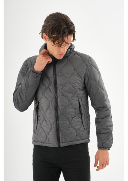 Erkek Reguler Fit Çok Hafif Kışlık Kapitone Mont