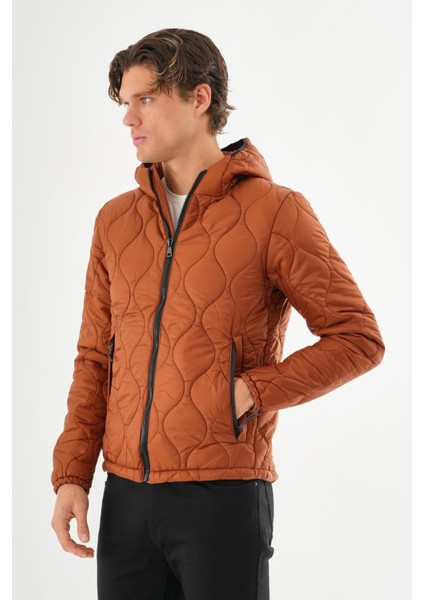 Erkek Reguler Fit Çok Hafif Kışlık Kapitone Mont