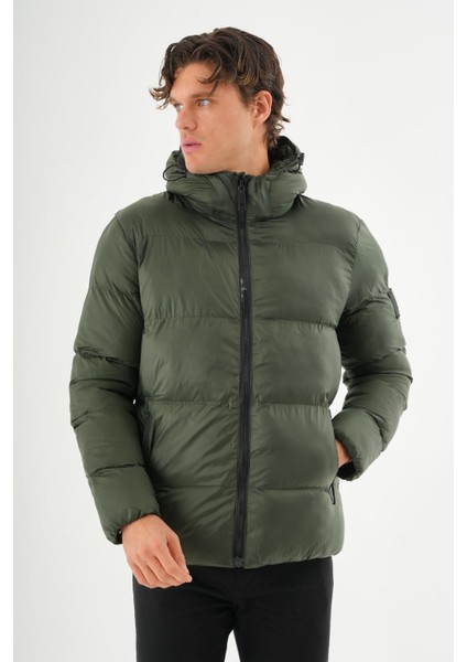 Erkek Kapüşonlu Fermuarlı Cepli Kışlık Şişme Kısa Mont