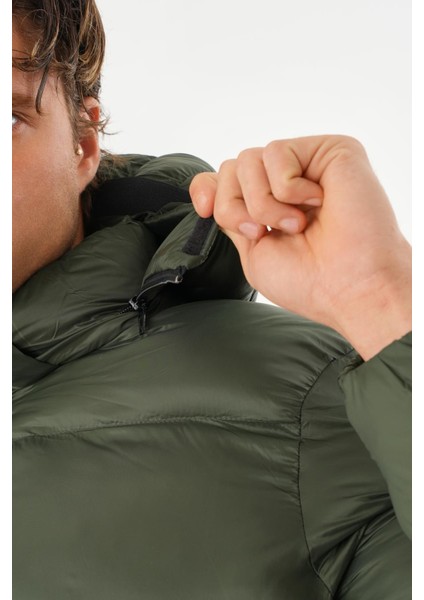 Erkek Kapüşonlu Fermuarlı Cepli Kışlık Şişme Kısa Mont