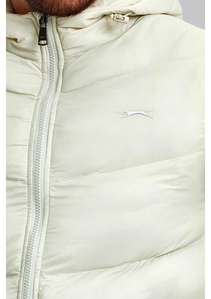 1005 Elyaf Dolgulu Kapüşonlu Erkek Mont – Kırık Beyaz modelleri