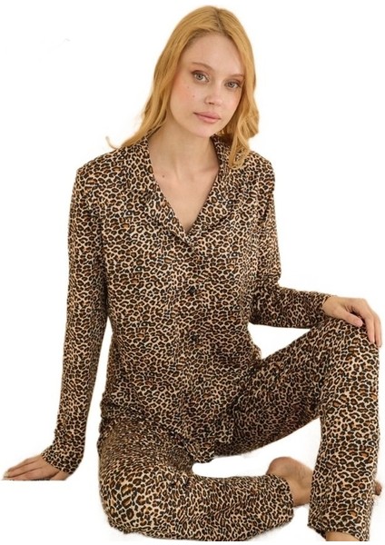 Elange Kadın Sandy Kumaş Önden Düğmeli Pijama Takım Terletmeyen Esnek Şık S/2xl fiyatları