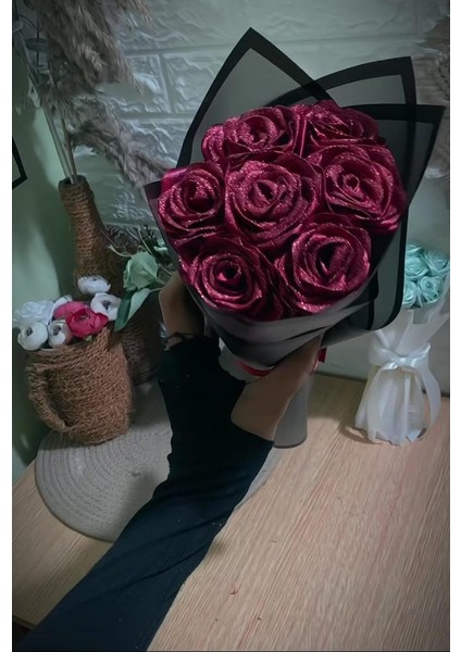 Kırmızı Simli El Yapımı Gül Buketi