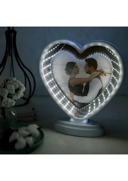 Derinlik Gösteren Kalp Sihirli Ayna