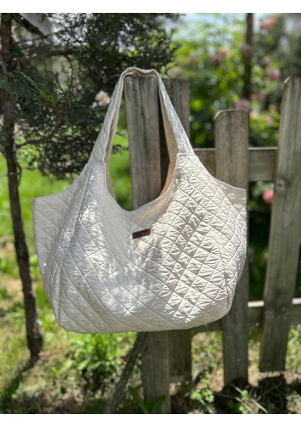 Kapitone Baklava Desenli Kumaş Heybe Çanta- Ekru