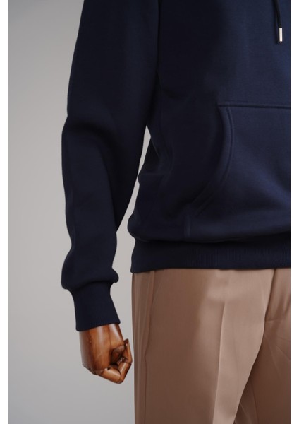 Modern ve Şık Kapşonlu Erkek SWEAT-KAV3000W modelleri