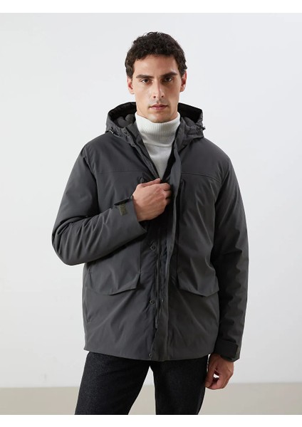 Lcwaıkıkı Classic Haki Standart Kalıp Kapüşonlu Erkek Mont