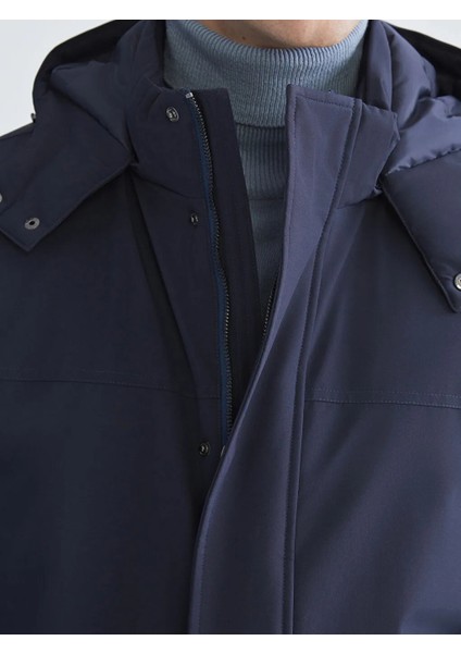 Lcwaıkıkı Classic Lacivert Standart Kalıp Kapüşonlu Erkek Mont modelleri