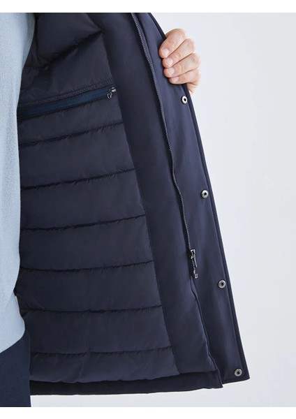 Lcwaıkıkı Classic Lacivert Standart Kalıp Kapüşonlu Erkek Mont fırsatları