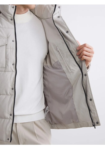 Lcw Vision Bej Standart Kalıp Kapüşonlu Erkek Mont modelleri