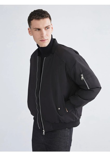 Lcw Eco Siyah Rahat Kalıp Kolej Yaka Erkek Bomber Mont