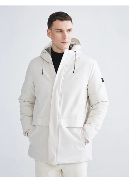 Lcwaıkıkı Classic Bej Standart Kalıp Kapüşonlu Erkek Mont