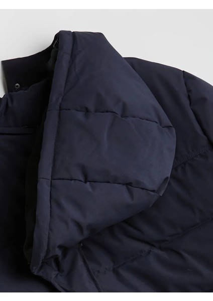 Lcwaıkıkı Classic Lacivert Standart Kalıp Kapüşonlu Erkek Mont fiyatları