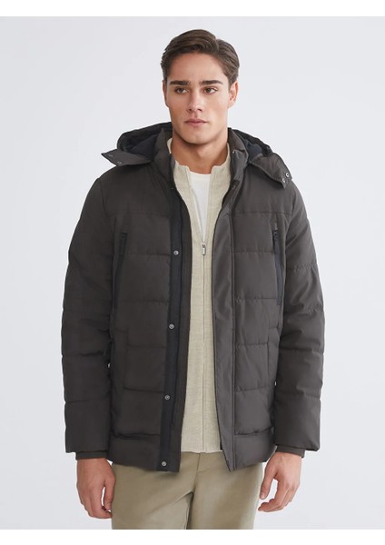 Lcwaıkıkı Classic Haki Standart Kalıp Kapüşonlu Erkek Mont