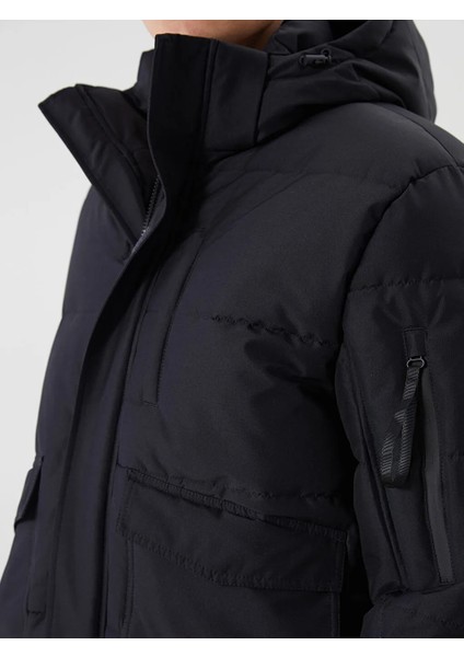 Xsıde Siyah Standart Kalıp Kapüşonlu Erkek Mont modelleri