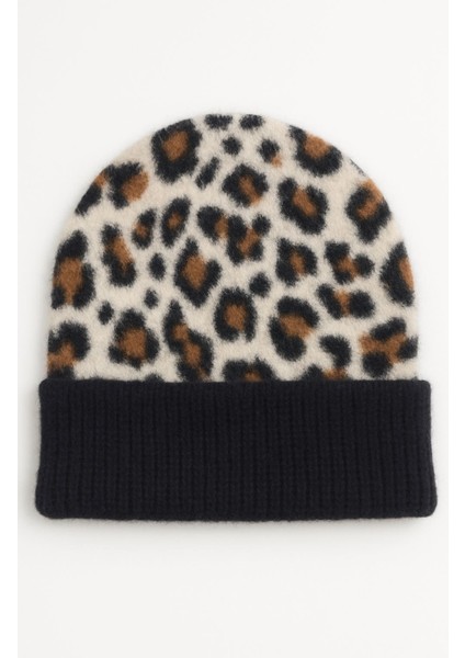 Kadın Yumuşacık Leopar Desenli Akrilik Kumaş Saçaklı Tüylü Bere – Sıcak Tutucu Kışlık Şapka