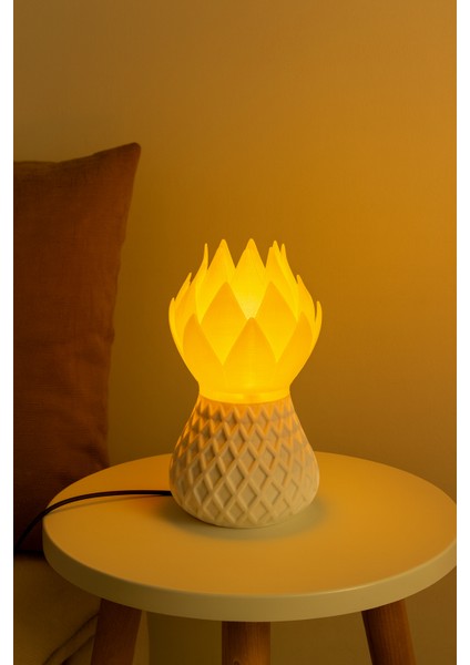 Lotus Masa Üstü Lamba fırsatları