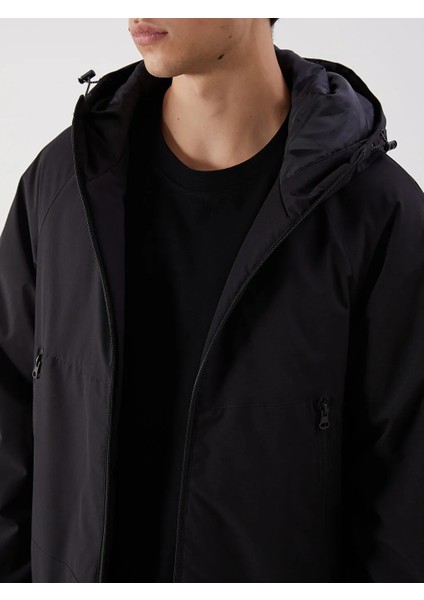 Xsıde Siyah Standart Kalıp Kapüşonlu Erkek Mont modelleri