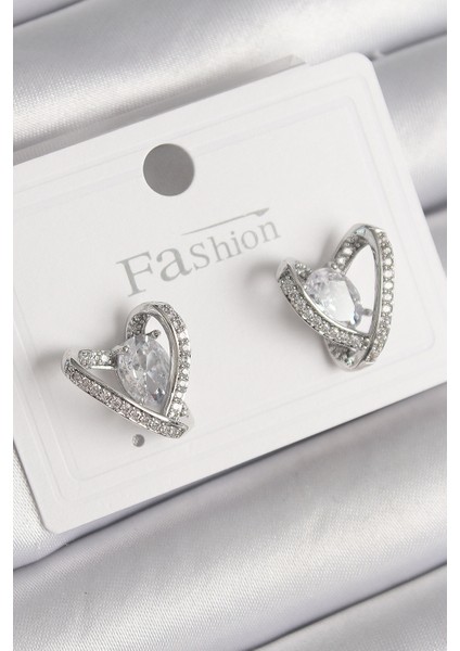 Pirinç Gümüş Renk Zirkon Taşlı Kalp Model Kadın Küpe - TJ-BKP9759