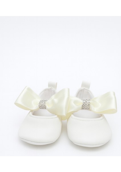 Beyaz Taş Detaylı Fiyonklu Bebek Babet Ayakkabı 16 Numara fiyatları