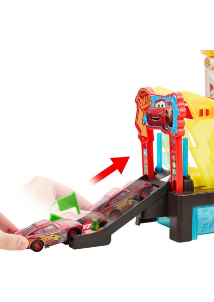 JBM70 Cars Renk Değiştiren Mcqueen ile Yıkama Oyun Seti fiyatları