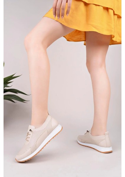 Tone Bej Lastik Bağcıklı Ortopedik Anne Spor Ayakkabı - Dar Kalıp 1 Numara Büyük Tercih Ediniz