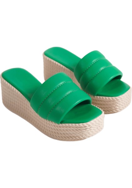 Reına Dolgu Topuklu Ortopedik Taban Hasır Görünümlü Kadın Terlik - Yeşil