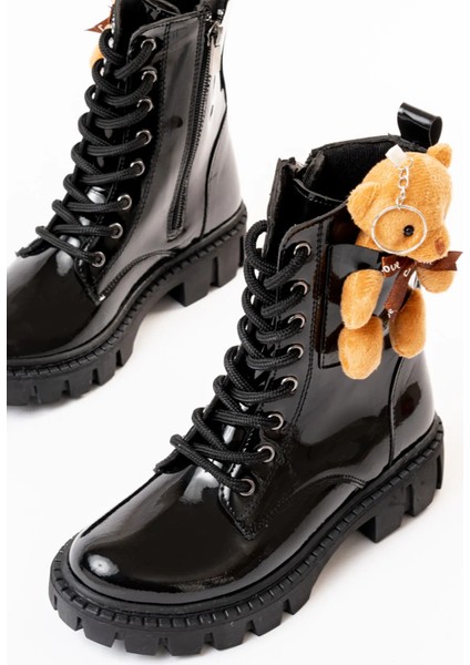 Ayıcık Kız Çocuk Anatomik Kalın Taban Ayıcık Aksesuarlı Bağcıklı Bot Siyah Rugan