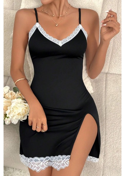 Kadın Siyah Askılı Yırtmaçlı Beyaz Dantelli Gecelik – Modern ve Şık Tasarım modelleri