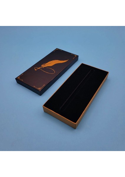 Buğz Kalem Kutusu Tüylü Kalem Motifli