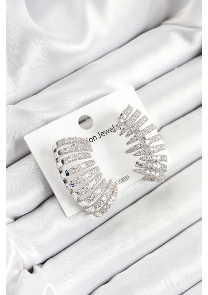 Pirinç Zirkon Taşlı Çoklu Görünümlü Model Gümüş Renk Kadın Küpe