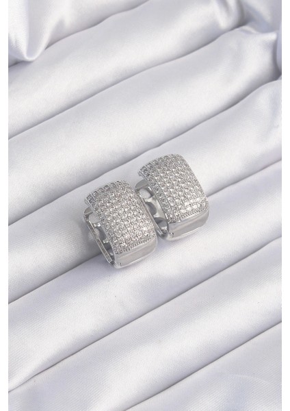 Pirinç Gümüş Renk Zirkon Taşlı Minimal Halka Küpe