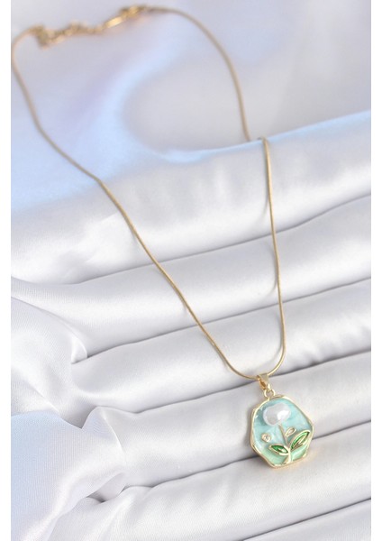 316L Çelik Gold Renk Zincir Mavi Çiçek Işlemeli Inci Işlemeli Portre Model Kadın Kolye fiyatları